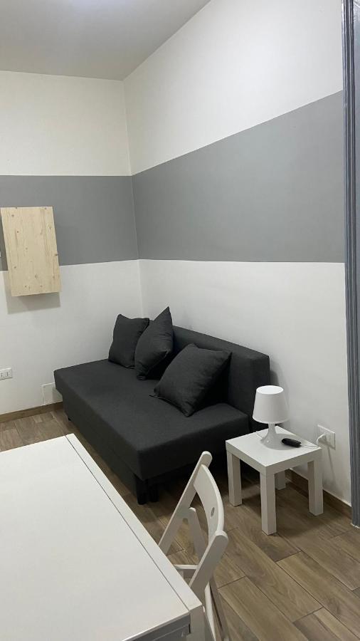 Giuliani 23 Apartment Triest Zewnętrze zdjęcie